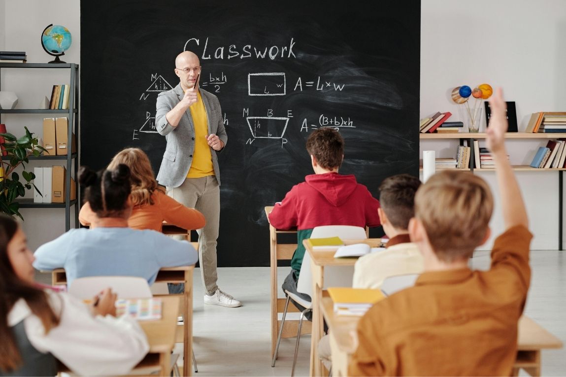 SCHOOL CONTRACTS